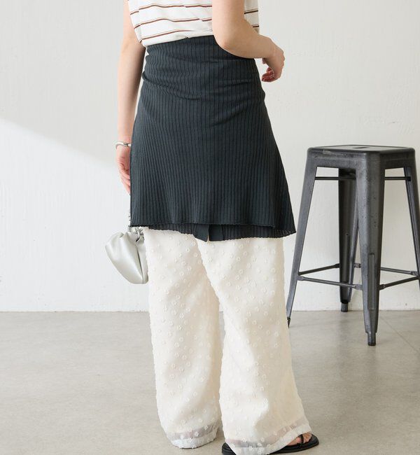  「【着映えデザイン】立体フラワーシアーワイドパンツ」|チノ|