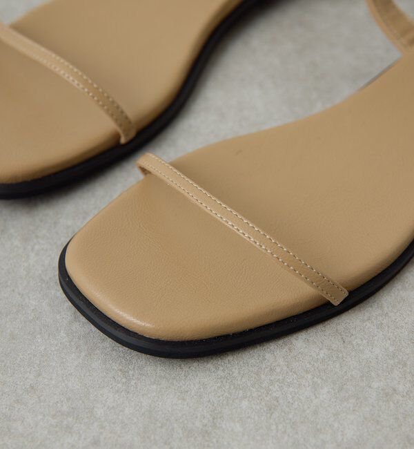  「【PAPILLONNER/パピヨネ】フラットスクエアサンダル」|その他|