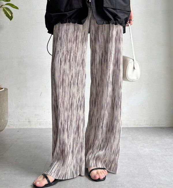  「【WEB限定】アコーディオン楊柳イージーパンツ」|チノ|