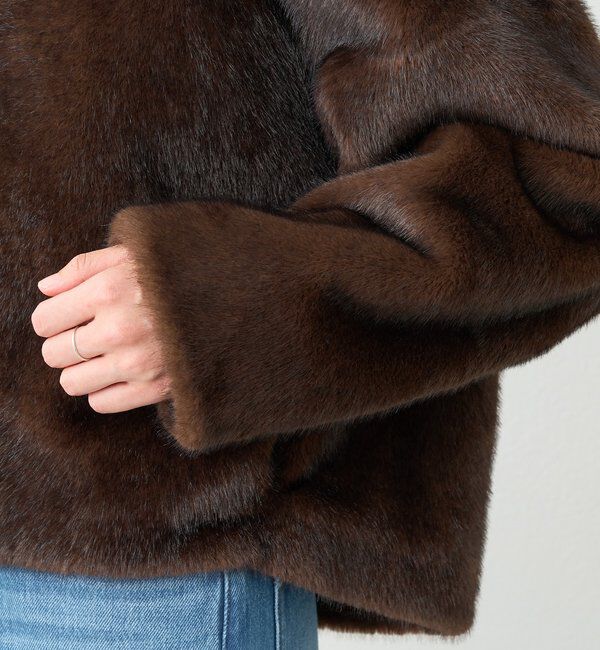  「【シーズンムード高まる】ミンクライクショートコート」|その他|