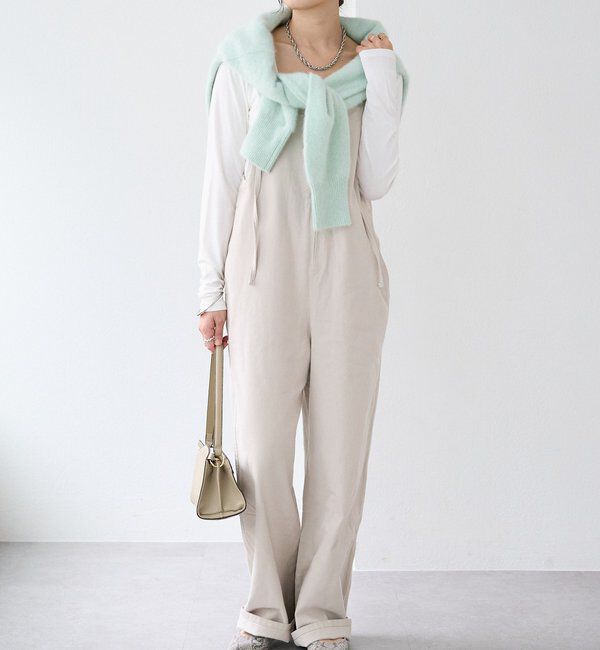  「【ニットのインナーにも】スクエアネックカットソー」|Tシャツ・カットソー|