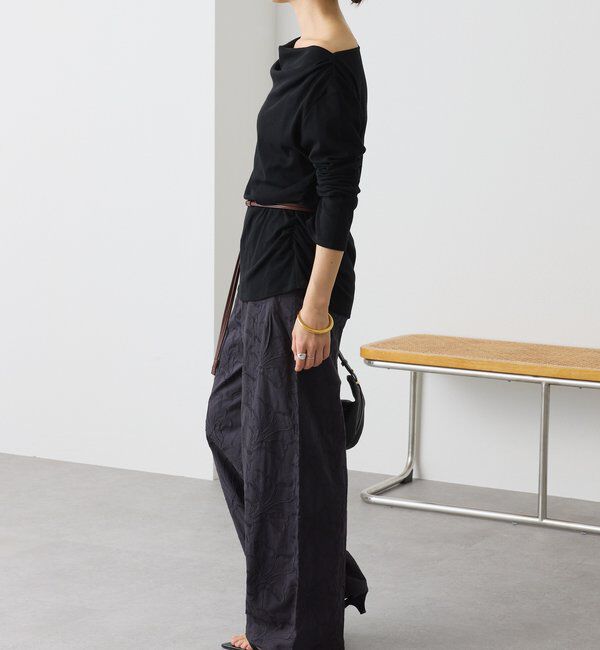  「【ワンショルやオフショルにも】ネックコンシャスカットソー」|Tシャツ・カットソー|