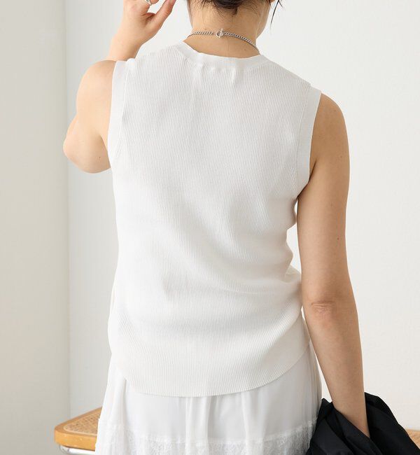  「【快適な着心地】ロゴタンクニット」|ニット・セーター|