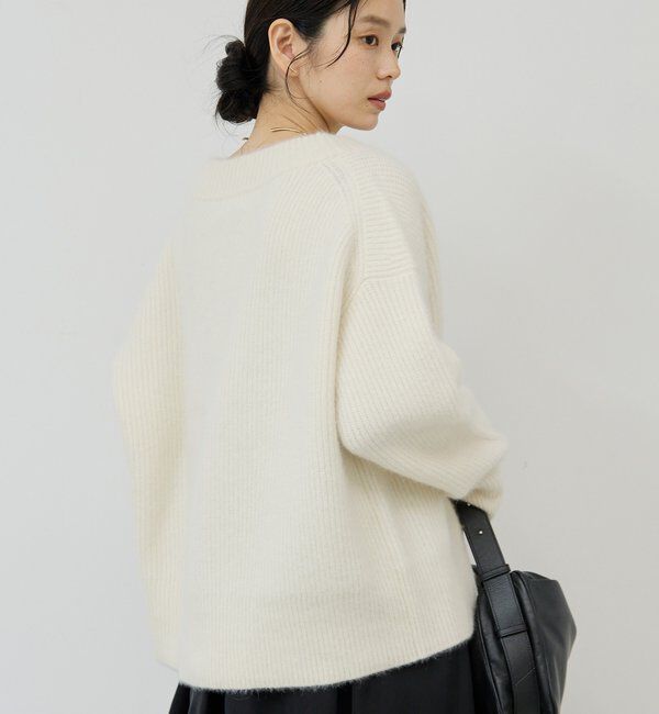  「ファーVネックカーディガン」|ニット・セーター|