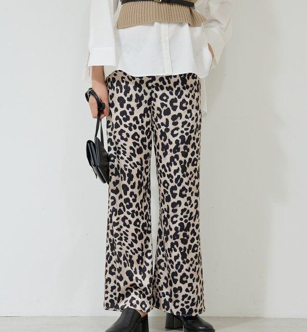  「ワイドドロストサテンパンツ」|チノ|