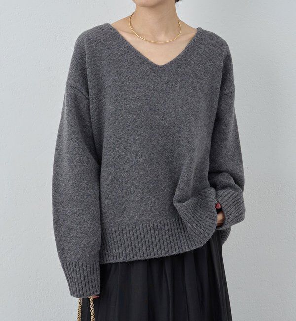  「【冬のお助けニット】メリノウールVニット」|ニット・セーター|
