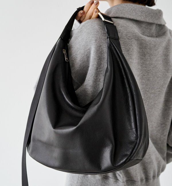  「ソフトレザーラウンドビッグショルダーバッグ」|ショルダー・メッセンジャー|