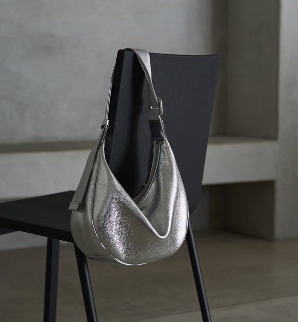  「ソフトレザーラウンドショルダーバッグ［silver］」|ショルダー・メッセンジャー|