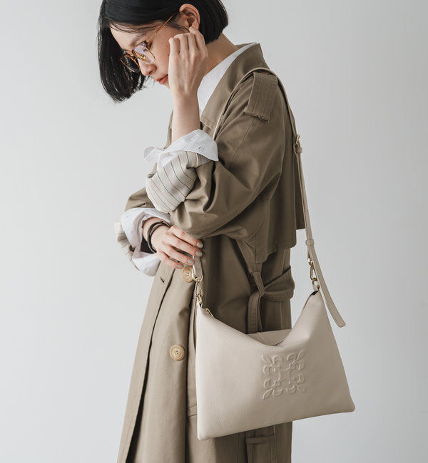  「エンボスモノグラムショルダーバッグ」|ショルダー・メッセンジャー|