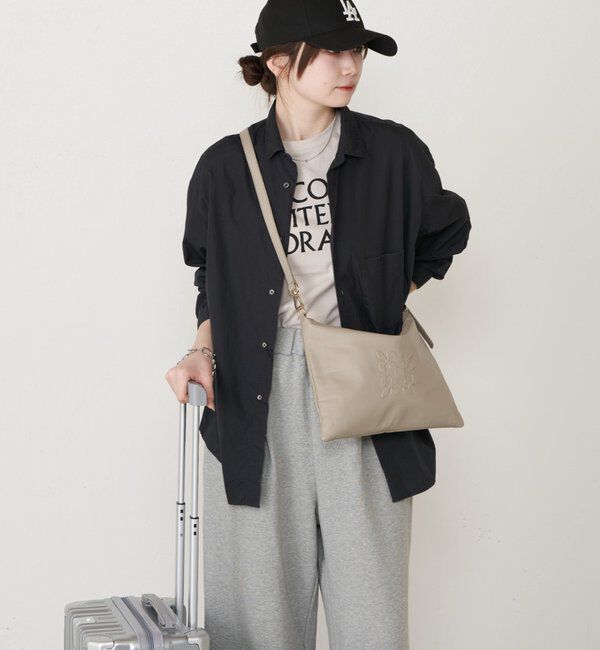  「エンボスモノグラムショルダーバッグ」|ショルダー・メッセンジャー|