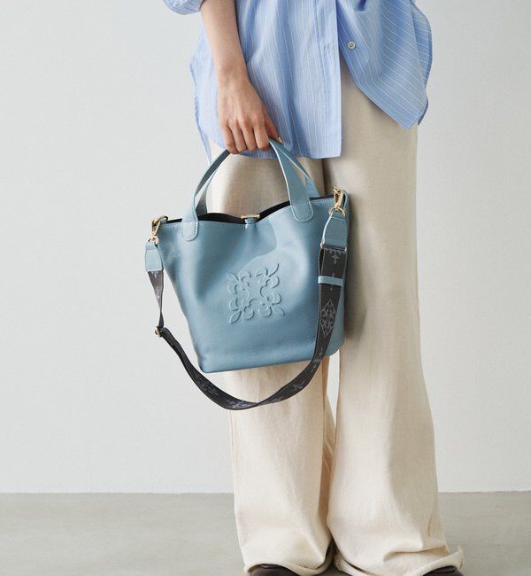  「エンボスモノグラム2WAYタウントートバッグ」|トートバッグ|