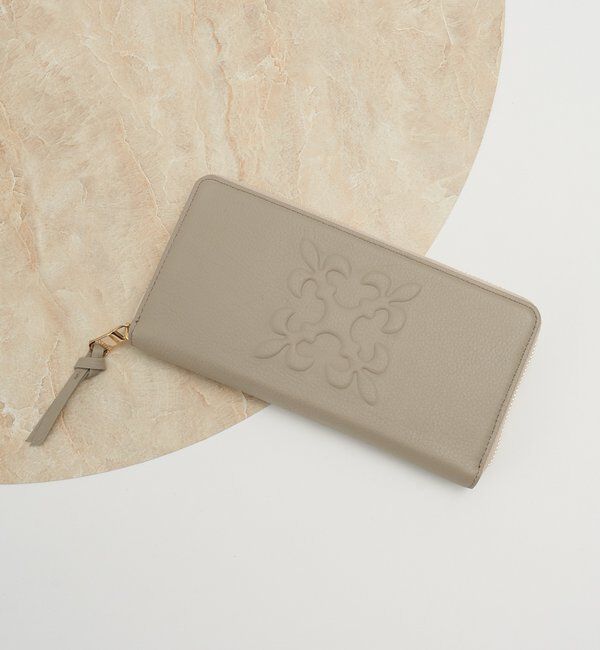  「エンボスモノグラム多機能ウォレット」|財布|グレージュ