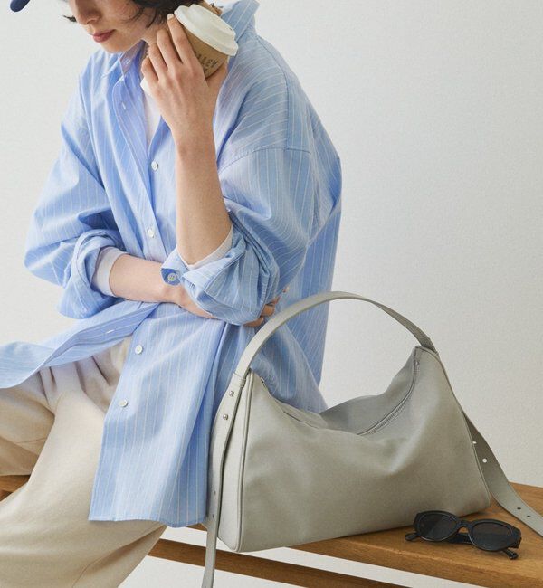  「トライアングルショルダーバッグ」|ショルダー・メッセンジャー|ライトグレー