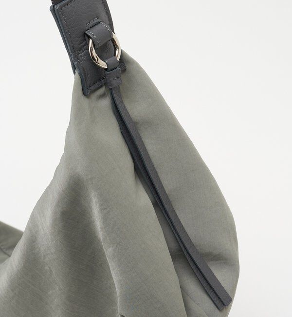  「ナイロンバナナボディバッグ」|ショルダー・メッセンジャー|