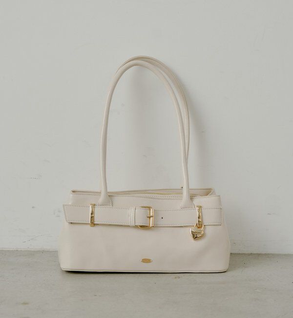  「ハートキーチャーム付きベルトボストンバッグ」|ボストンバッグ|アイボリー