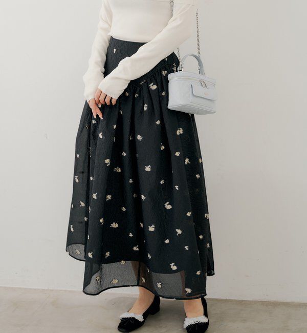  「【SALON by Chico】フラワージャガードボリュームフレアスカート」|スカート|