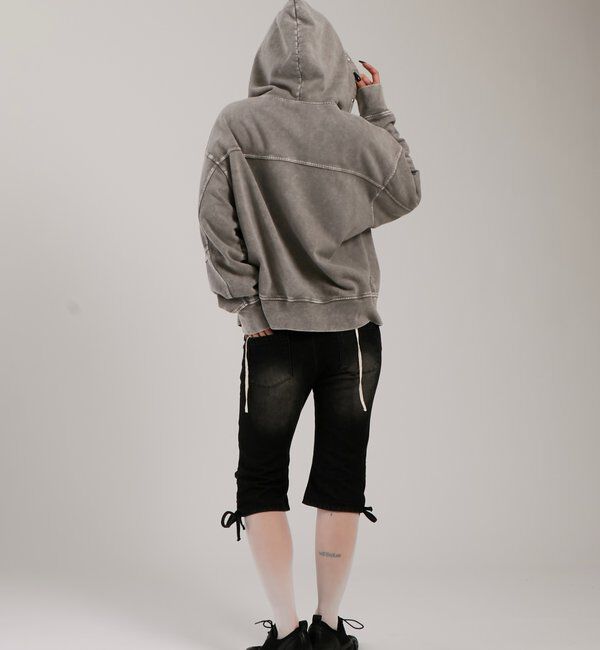  「【UNISEX】KOOKY'N ケミカルスタッズ切り替えジップパーカー」|パーカー|