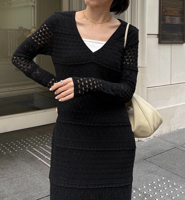  「【安心感のある裏地付き】深Vレースワンピース」|ワンピース|