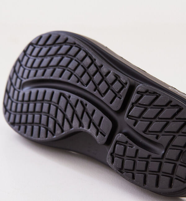 Rouge vif「【OOFOS/ウーフォス】O Original / リカバリーサンダル【WEB限」|サンダル|