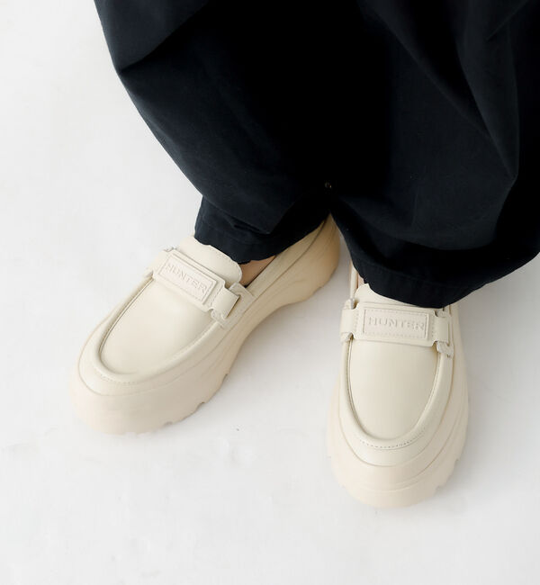 Rouge vif「【HUNTER/ハンター】リファインド エクスプローラー フラットフォーム ロー」|ローファー|