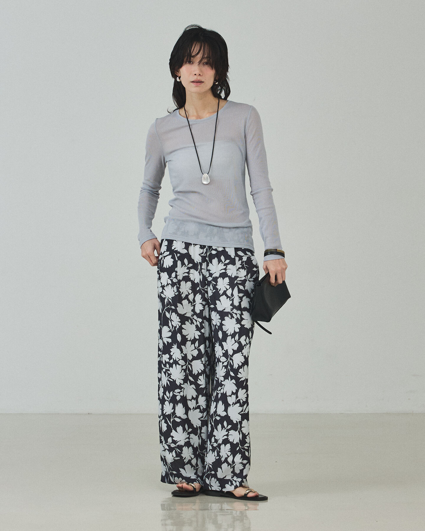 qualite「【大人の花柄】シルエットフラワーパンツ」|その他|