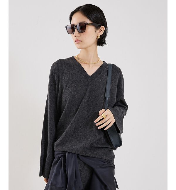 The Store by C' 「【COCUCA】Vネックニット」|ニット・セーター|チャコールグレー