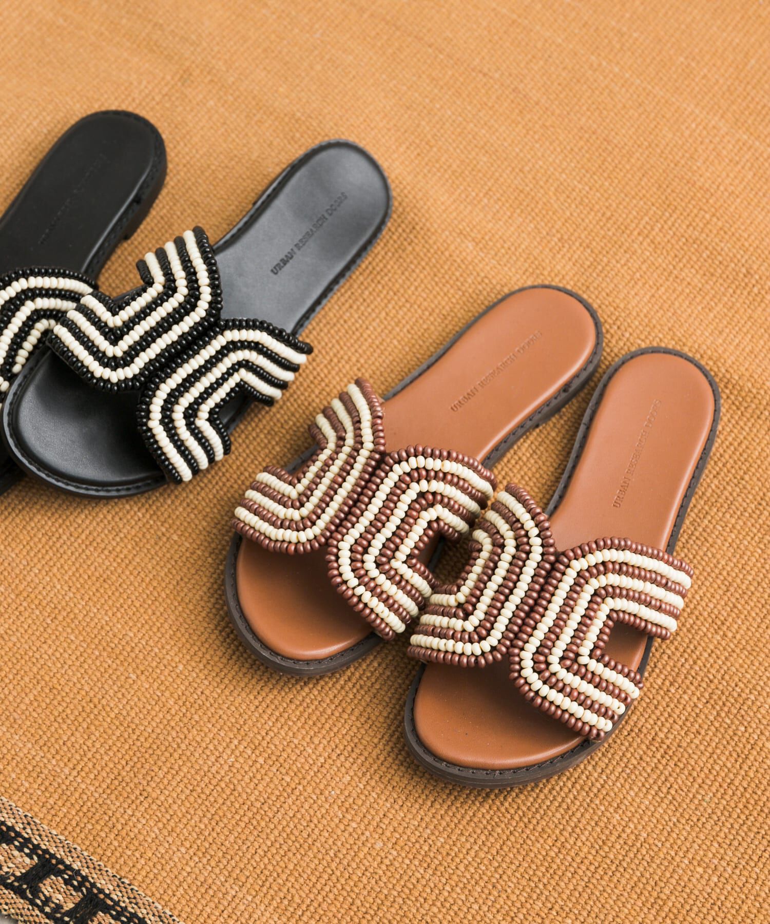 URBAN RESEARCH DOORS「ビーズサンダル」|サンダル|