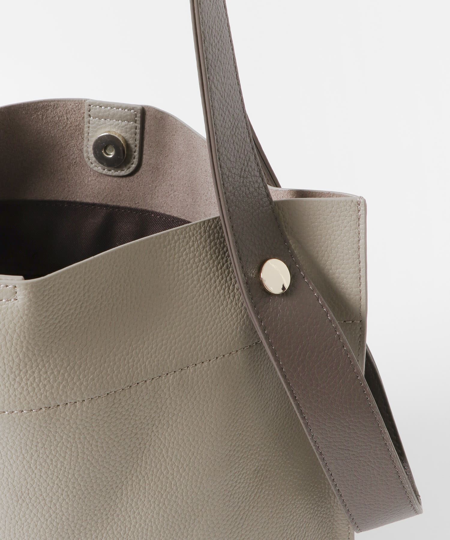 RODE SKO「『一部別注カラー』BEAURE　カウレザー2デザインベルトバッグ」|トートバッグ|