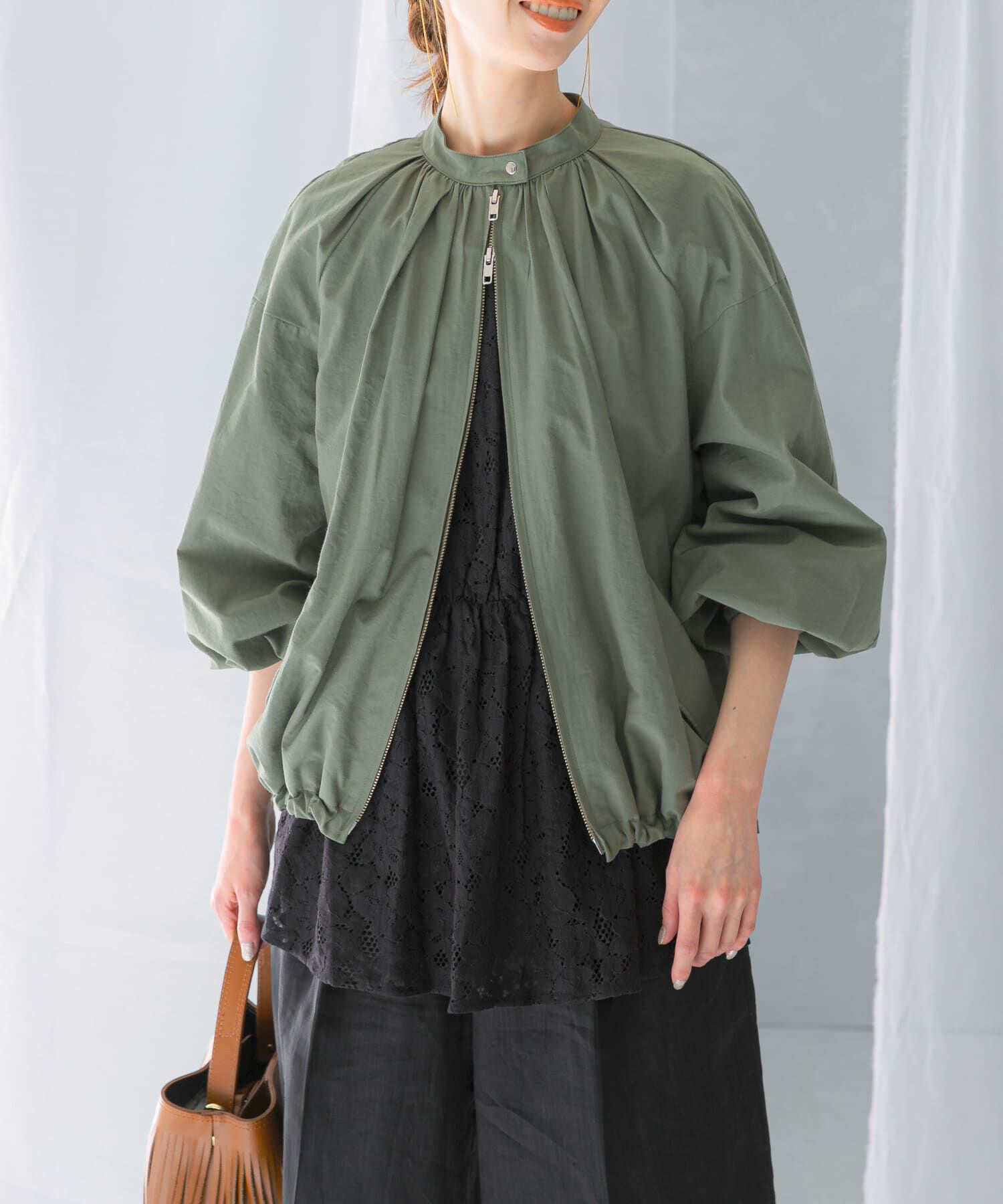 URBAN RESEARCH ROSSO「ギャザーボリュームブルゾン」|ブルゾン・スタジャン|