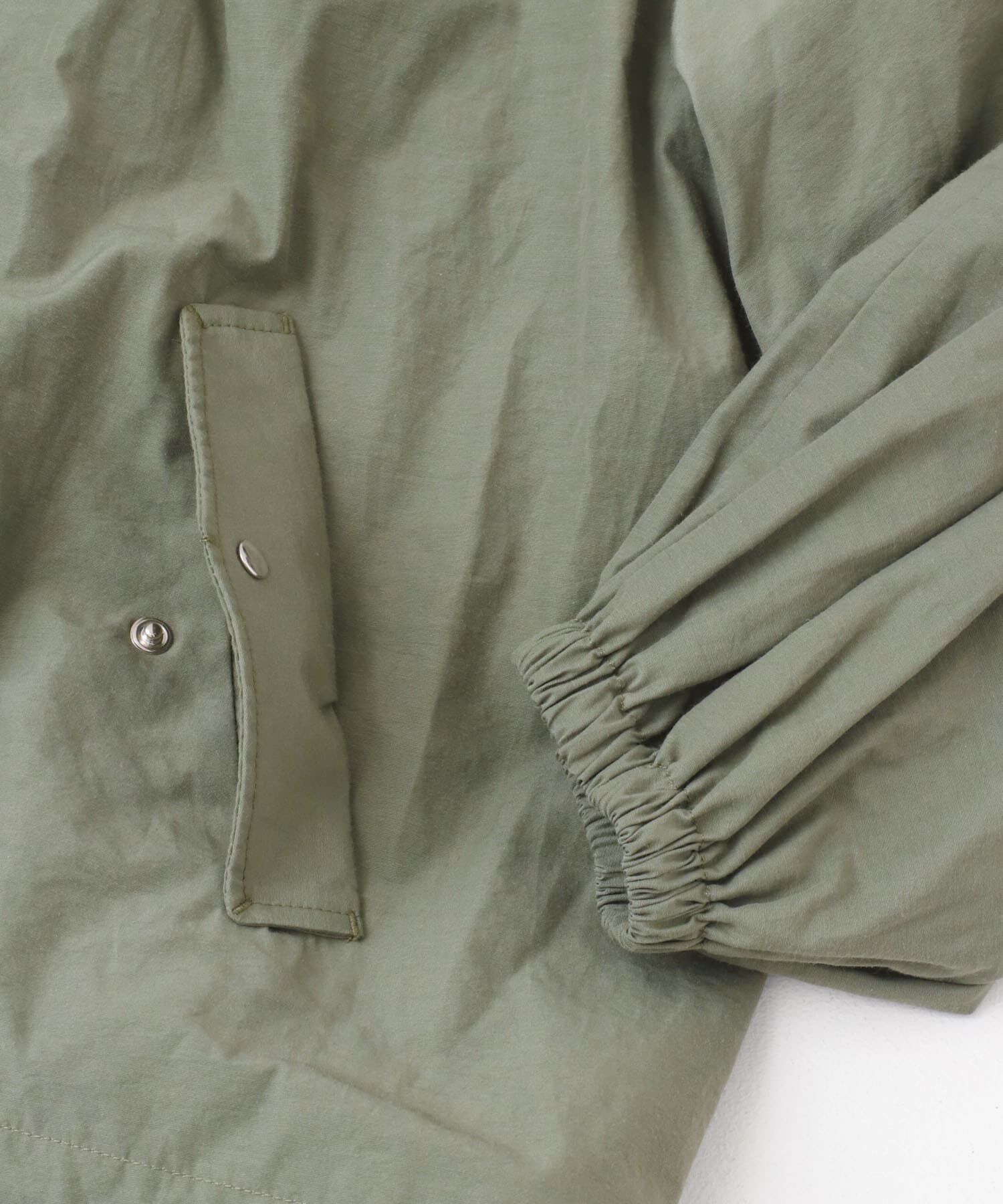 URBAN RESEARCH ROSSO「ギャザーボリュームブルゾン」|ブルゾン・スタジャン|