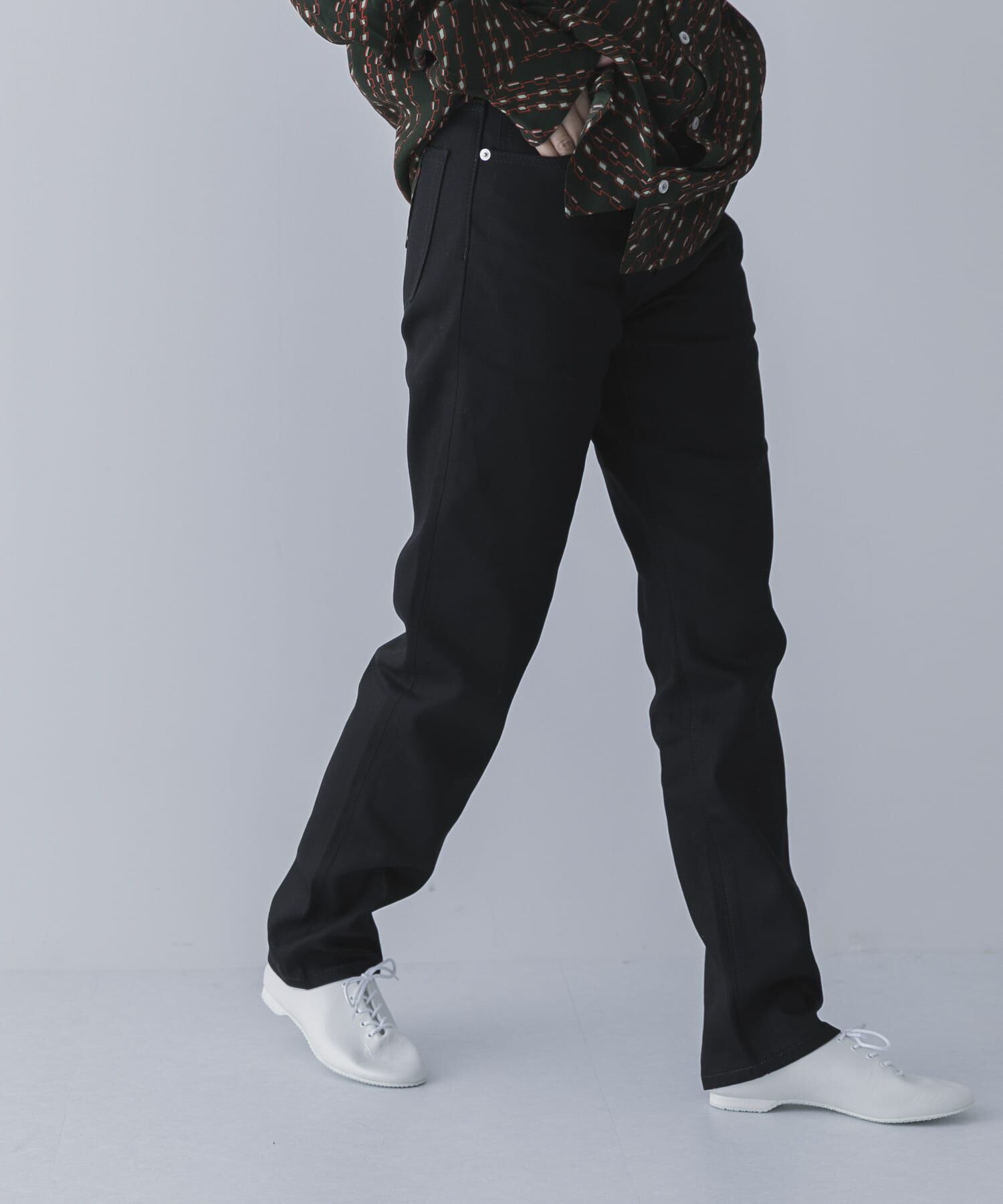 URBAN RESEARCH「『ユニセックス』スーピマ DENIM パンツスリム #RAMONE　by SHIOTA」|デニム|