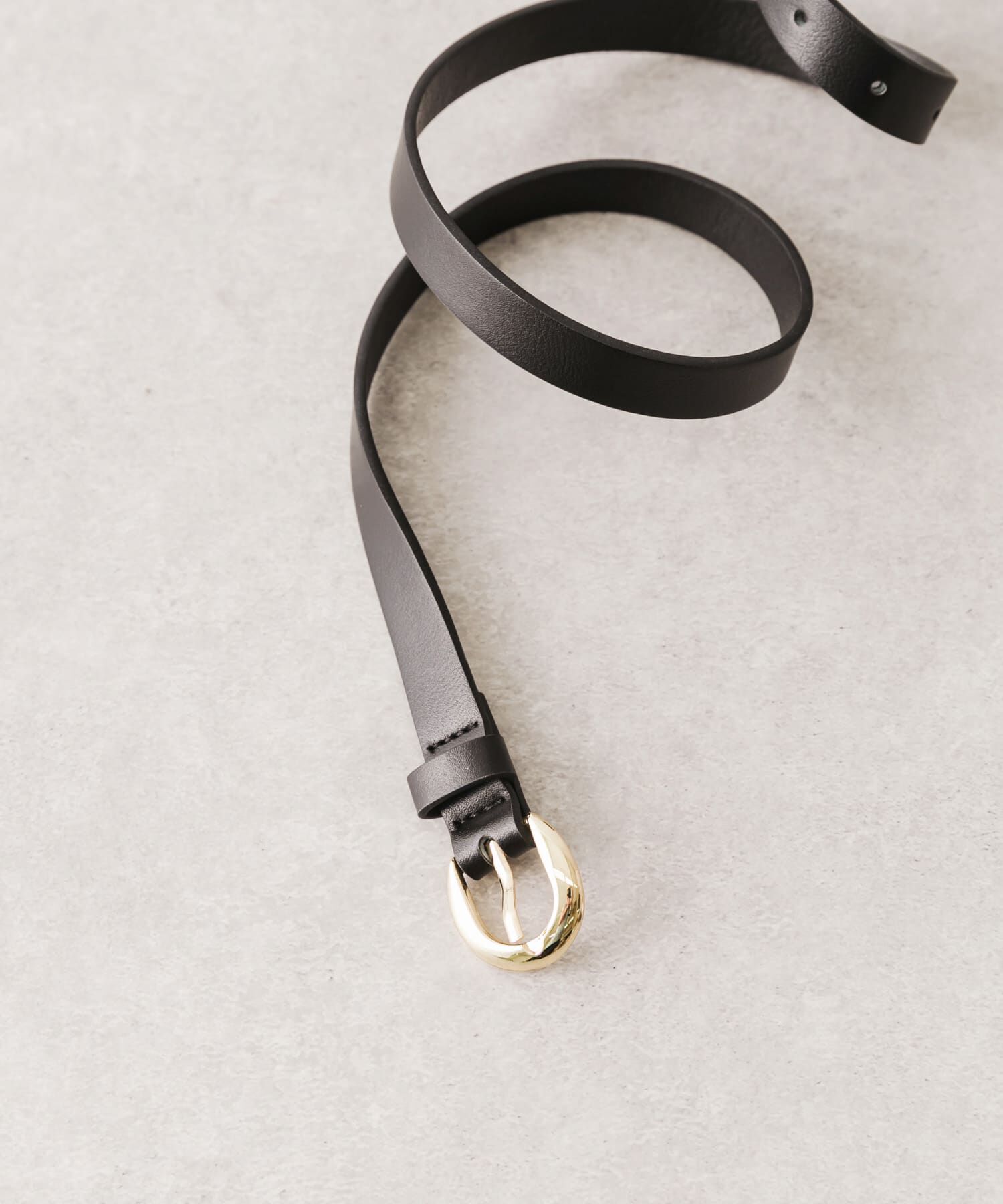 SMELLY「ハーフラウンドバックルベルト」|ベルト|ブラック