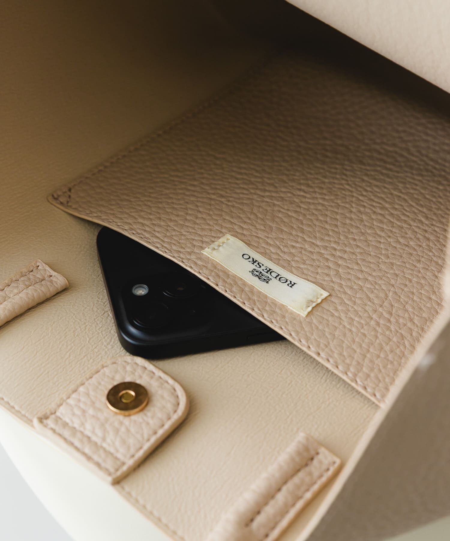 RODE SKO「『Mサイズ』タッセル軽量2WAYシンプルトートバッグ」|トートバッグ|