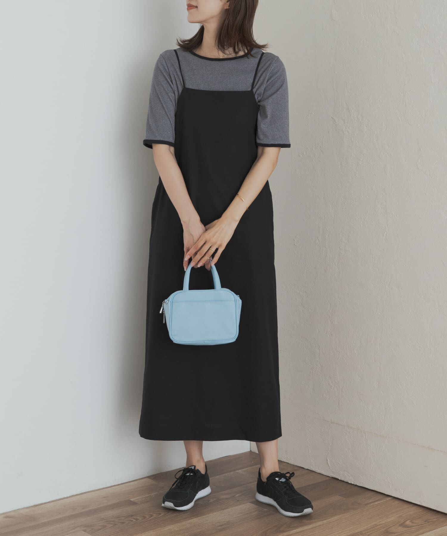 URBAN RESEARCH DOORS「バックVストレートキャミワンピース」|ワンピース|