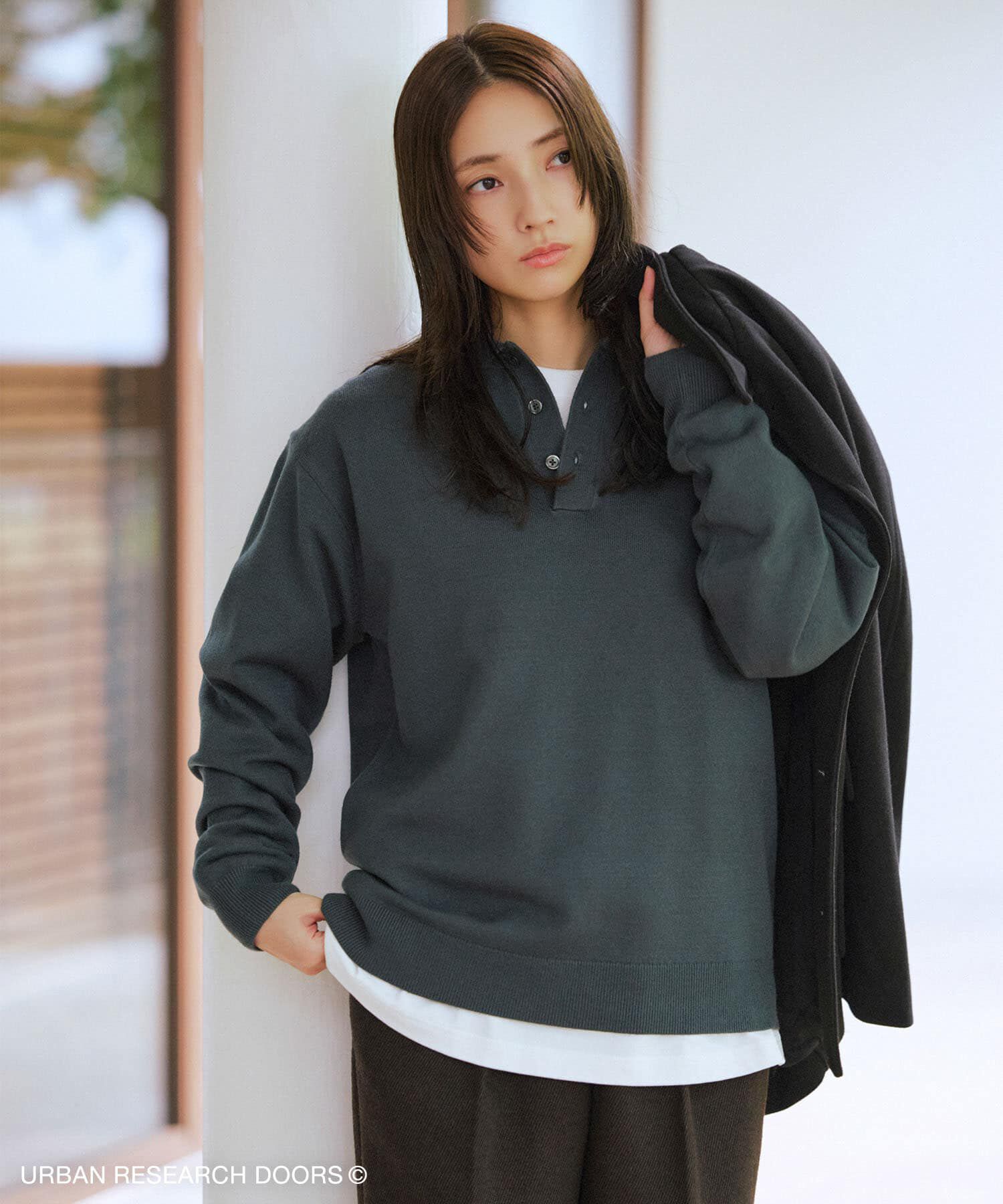 URBAN RESEARCH DOORS「『XLサイズ/WEB限定/仁村紗和さん着用』『UR TECH 200日ニット』 ポロシャツ」|ポロシャツ|グリーン系その他