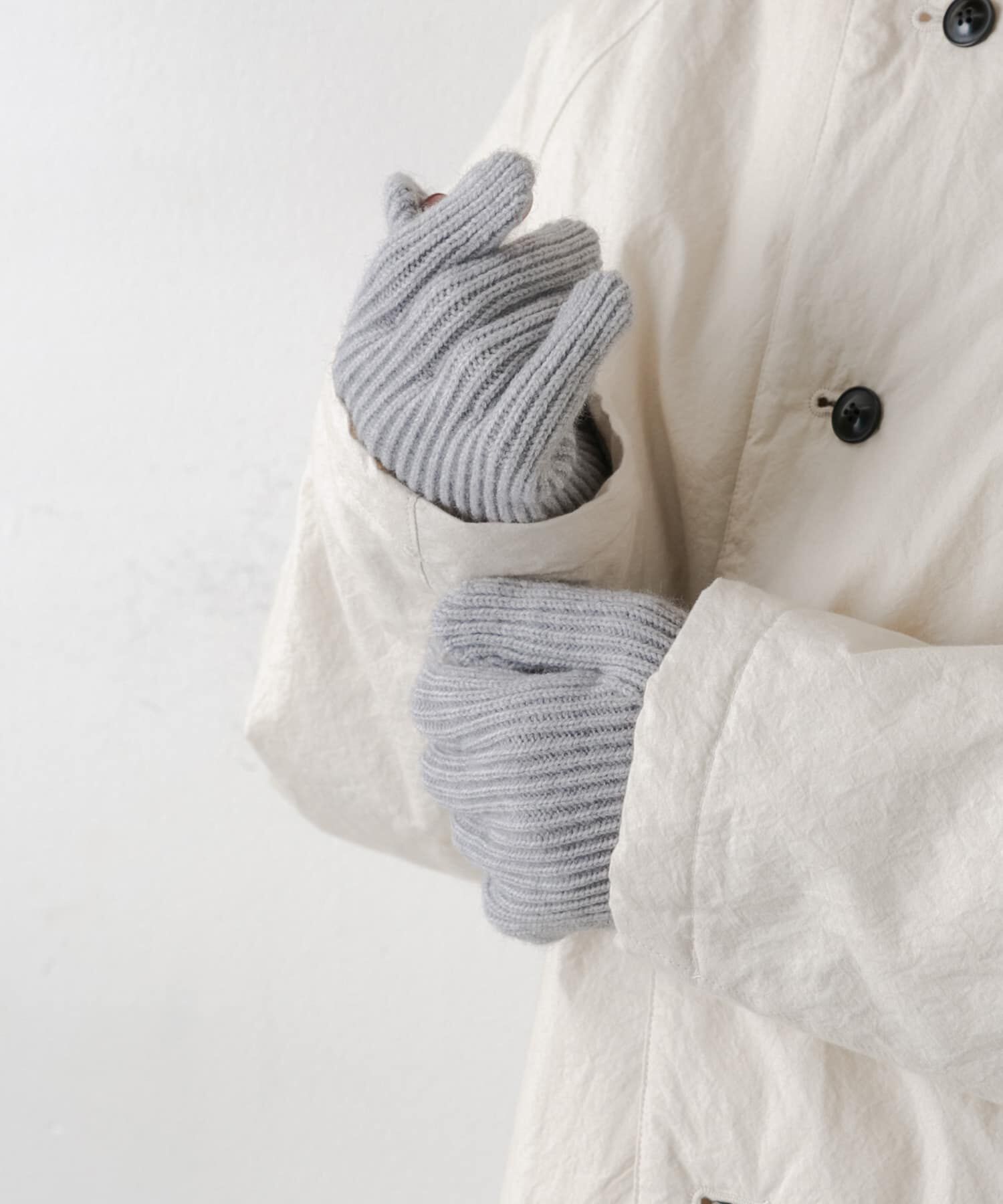 SMELLY「バイカラーホールタッチグローブ」|手袋|