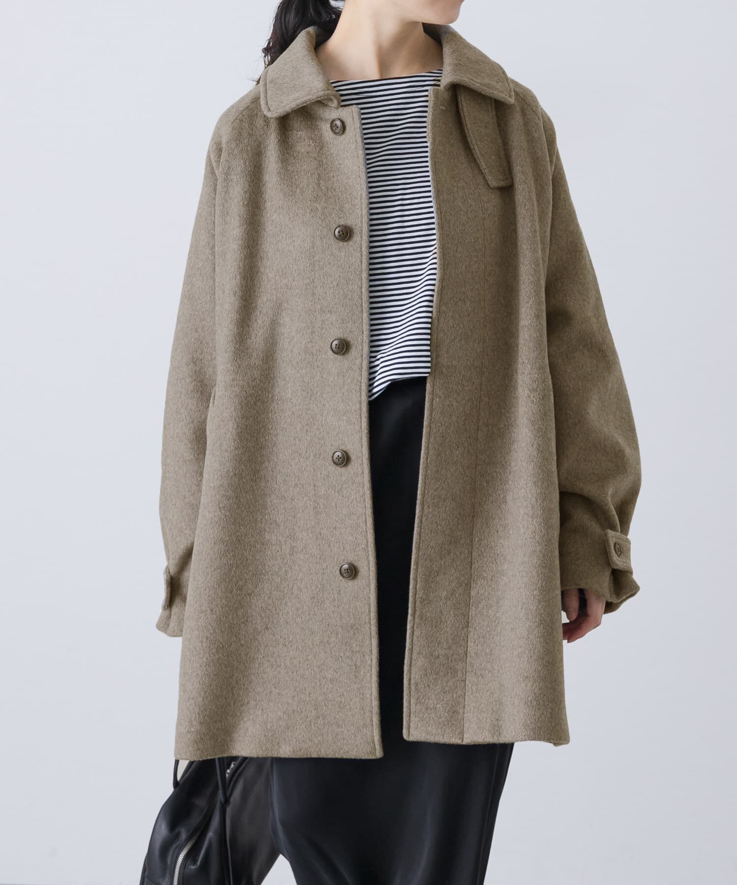 かぐれ「ウールバックタックショートコート」|ステンカラーコート|