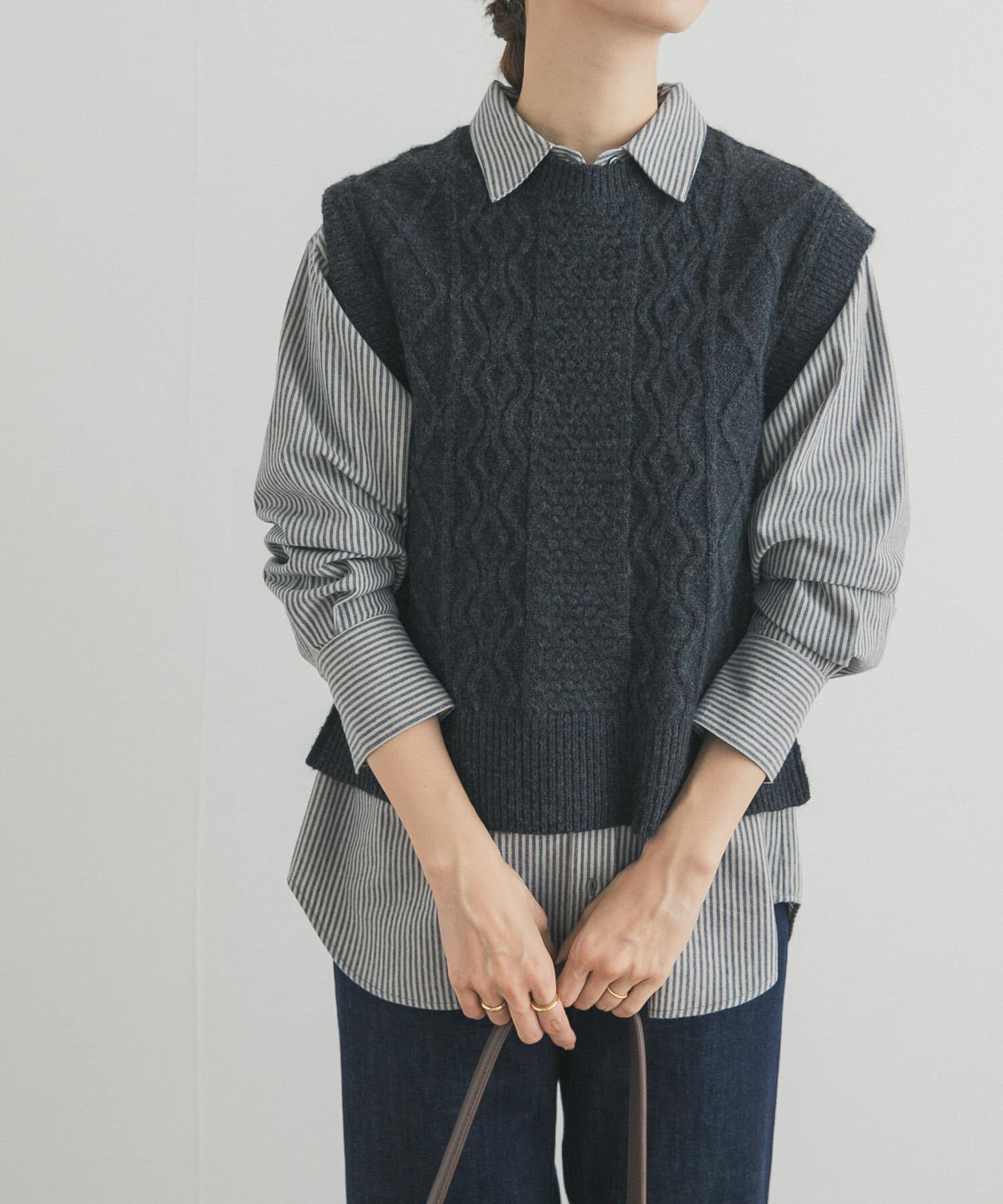 URBAN RESEARCH DOORS「ケーブル柄ニットベスト」|ベスト・ジレ|