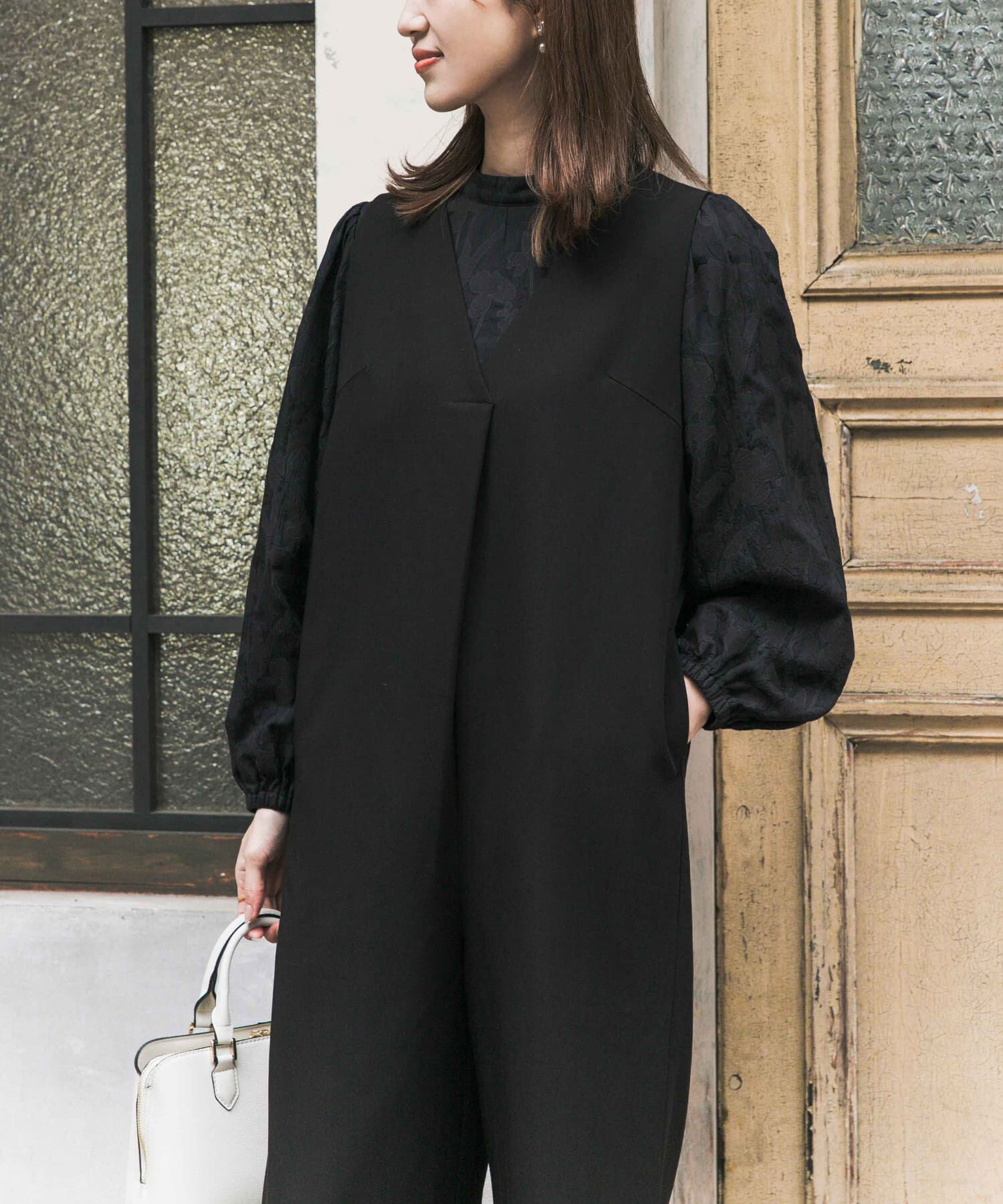 URBAN RESEARCH DOORS「Vネックタックオールインワン」|オールインワン|