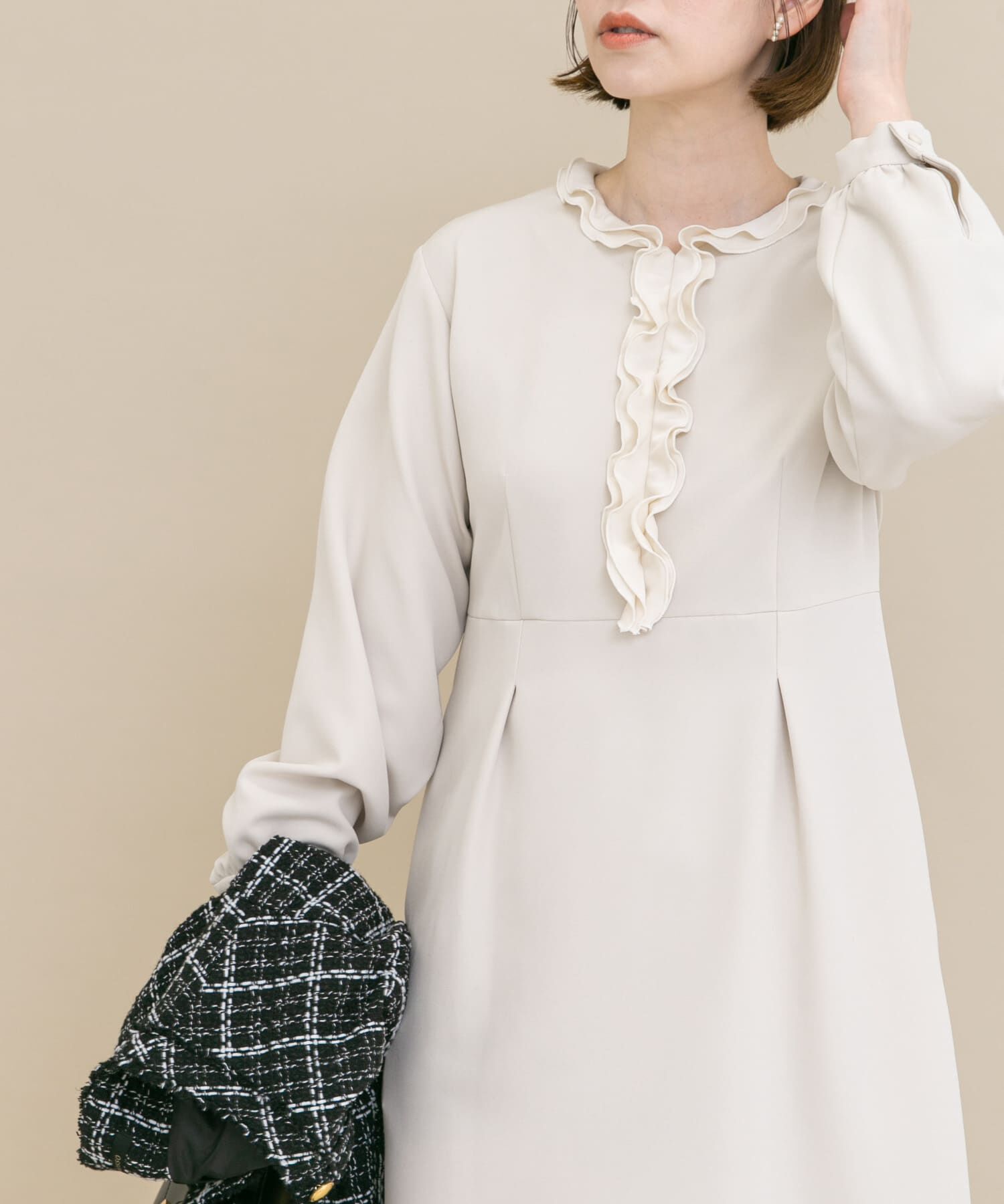 URBAN RESEARCH ROSSO「『WEB/一部店舗限定』フリルカラーウエストマークワンピース」|ワンピース|