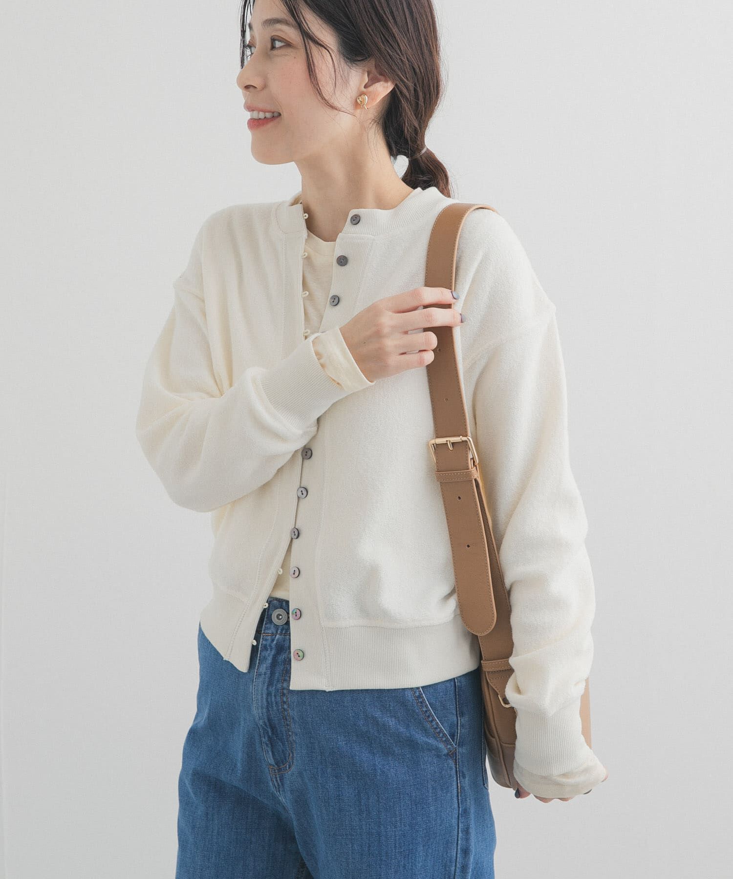 URBAN RESEARCH DOORS「カットブークレーショートカーディガン」|カーディガン|オフホワイト