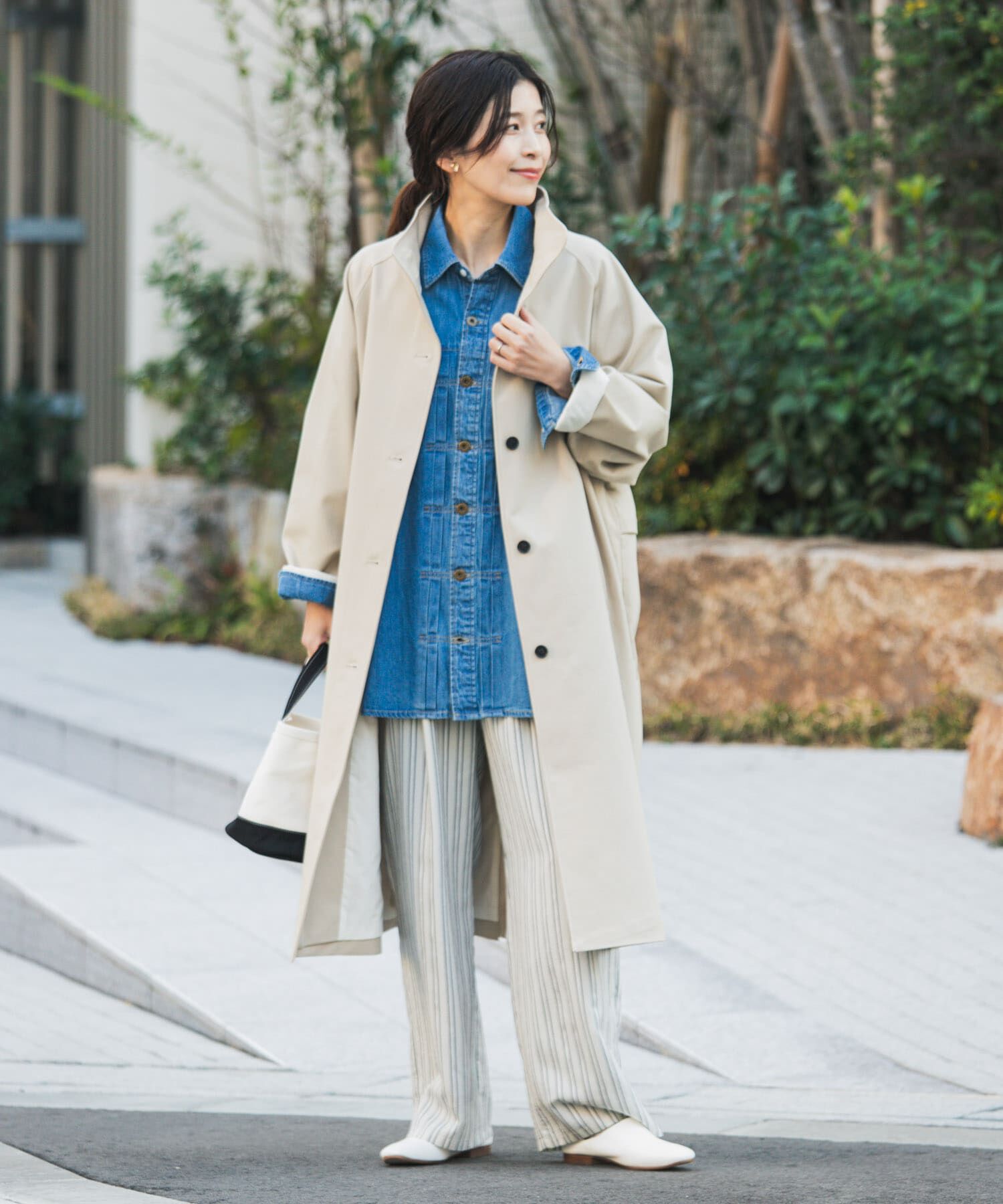 URBAN RESEARCH DOORS「『撥水』BACKヨークスタンドカラーコート」|ノーカラーコート|