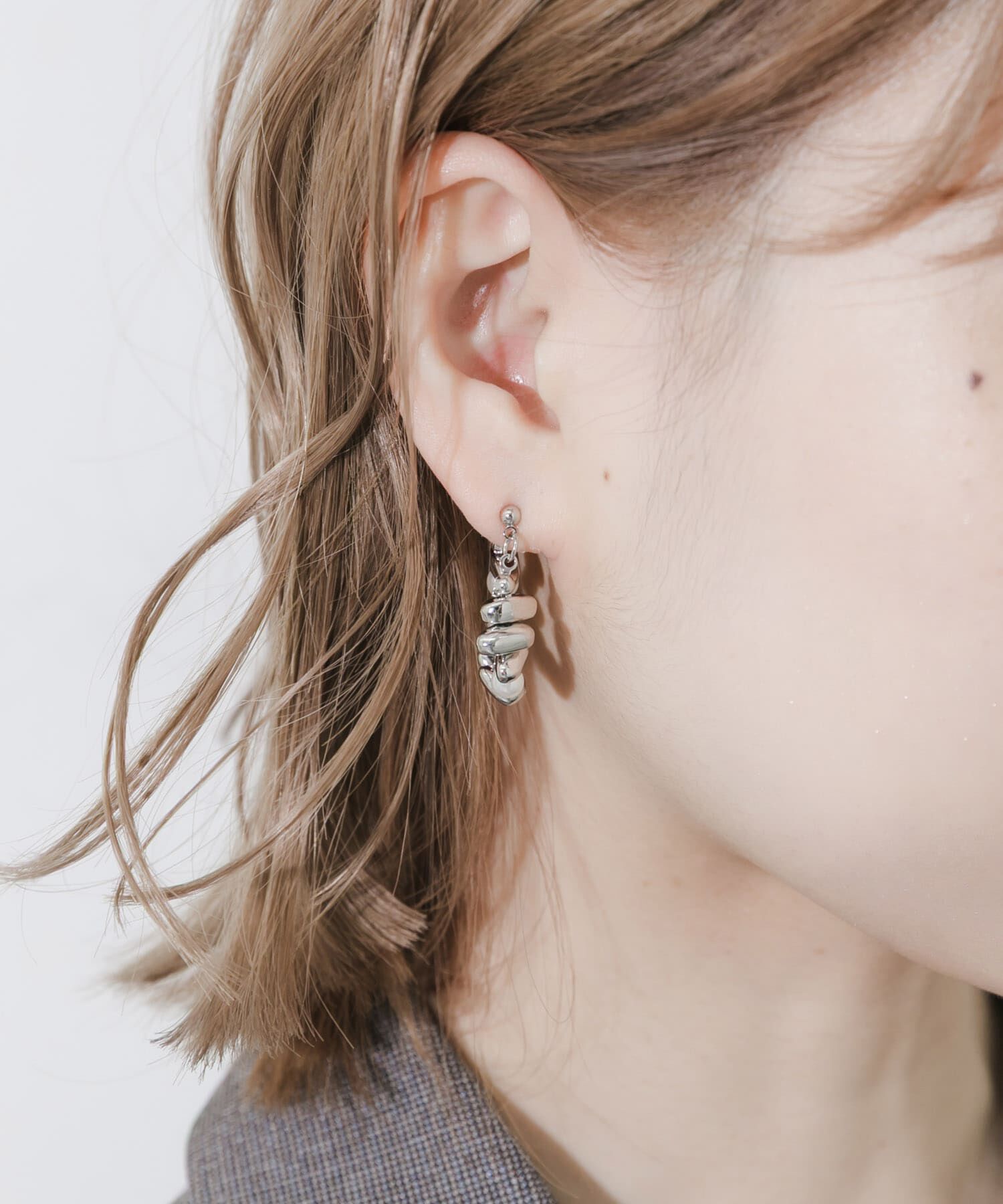 SMELLY「ストーンモチーフパールフープピアス」|ピアス|