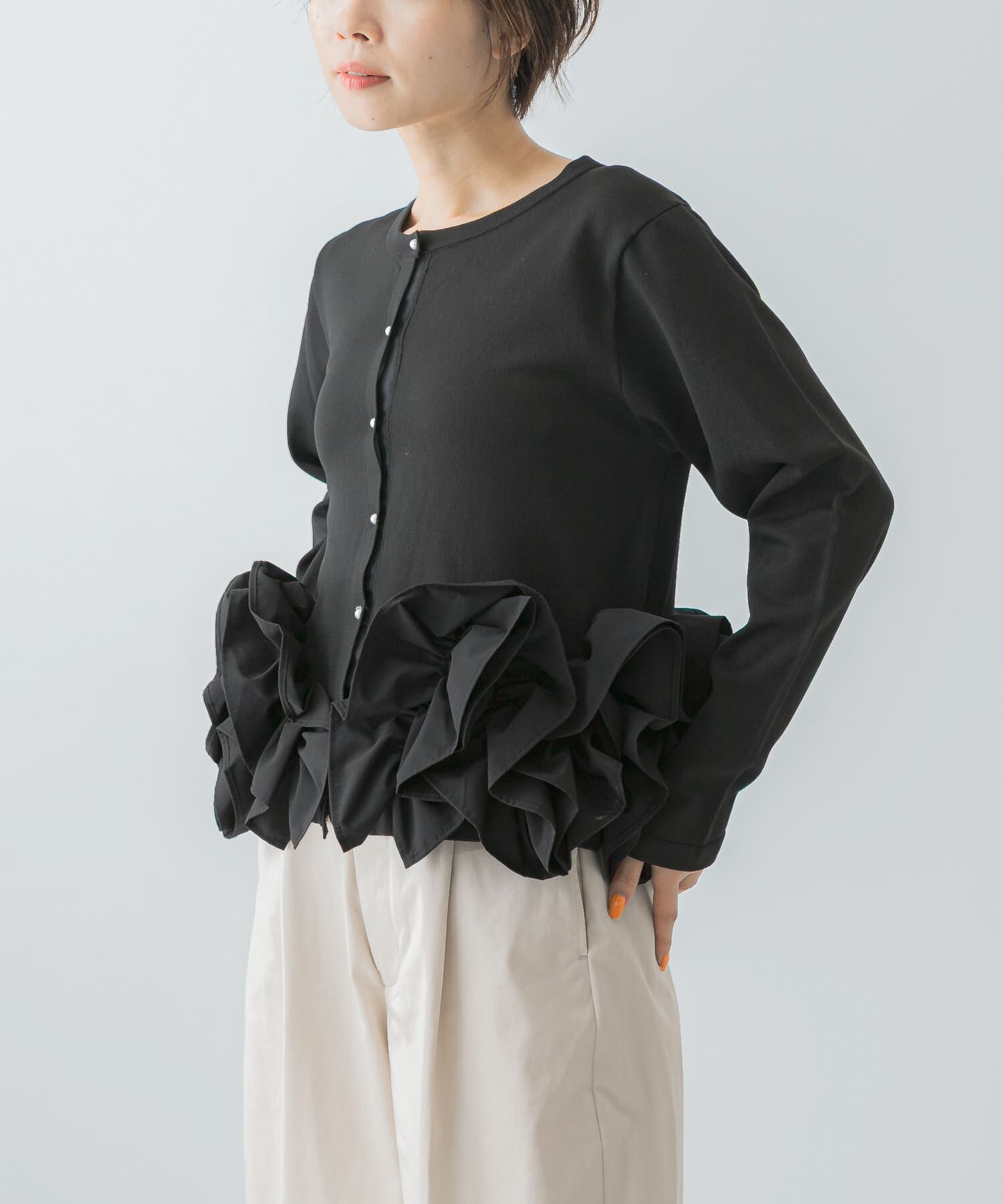 URBAN RESEARCH ROSSO「Mewl　ペタルフリルカーディガン」|カーディガン|ブラック