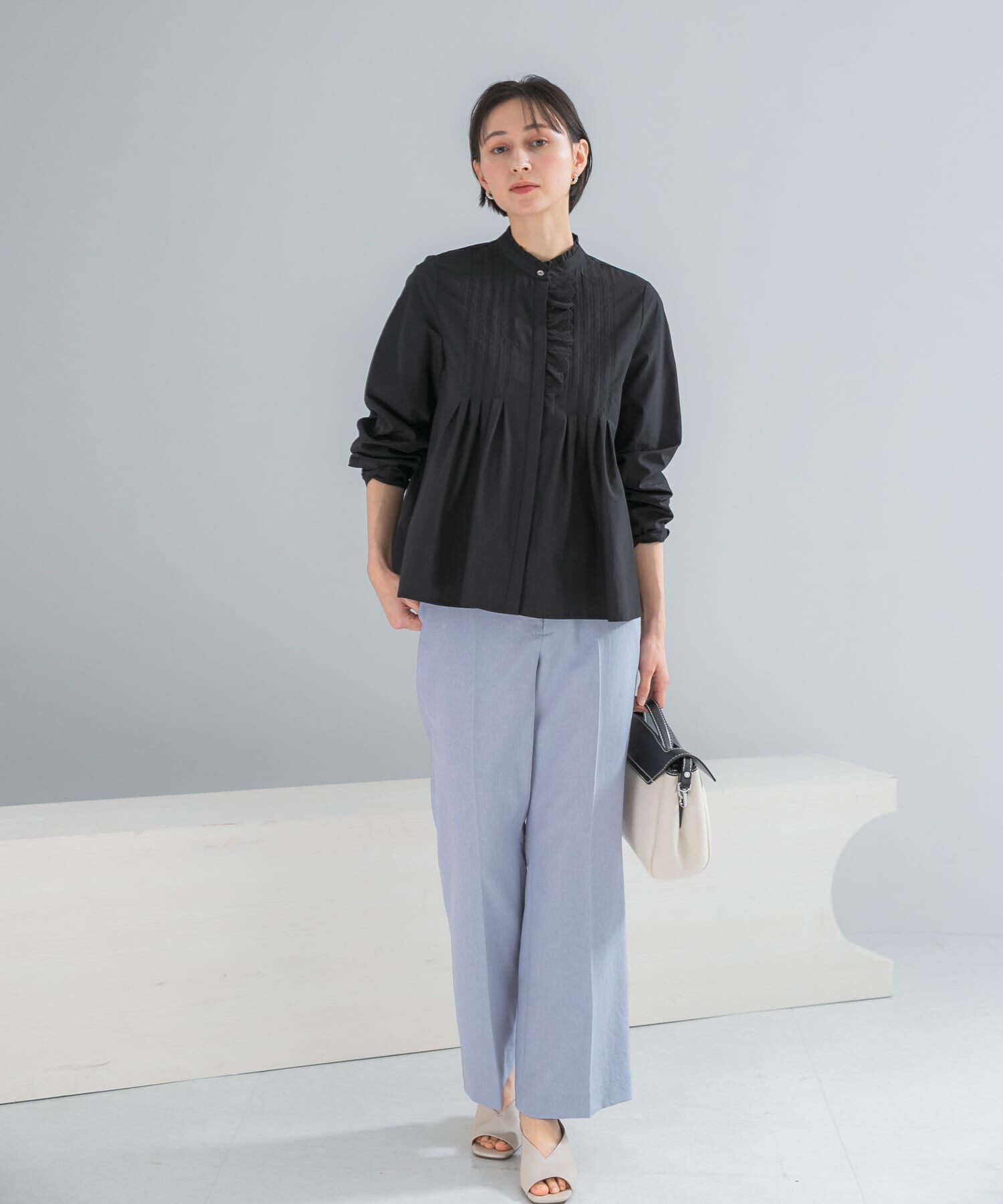 URBAN RESEARCH ROSSO「『WEB限定』フリルネックレースデザインシャツブラウス」|シャツ・ブラウス|