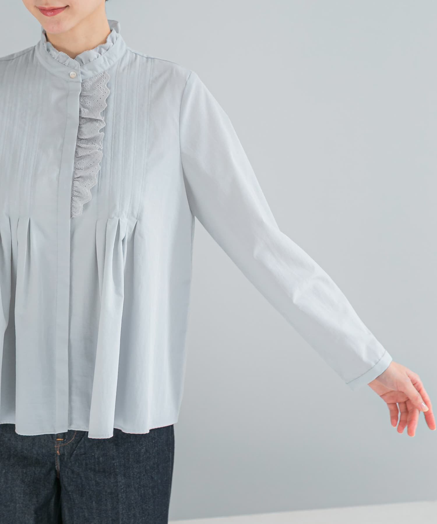 URBAN RESEARCH ROSSO「『WEB限定』フリルネックレースデザインシャツブラウス」|シャツ・ブラウス|