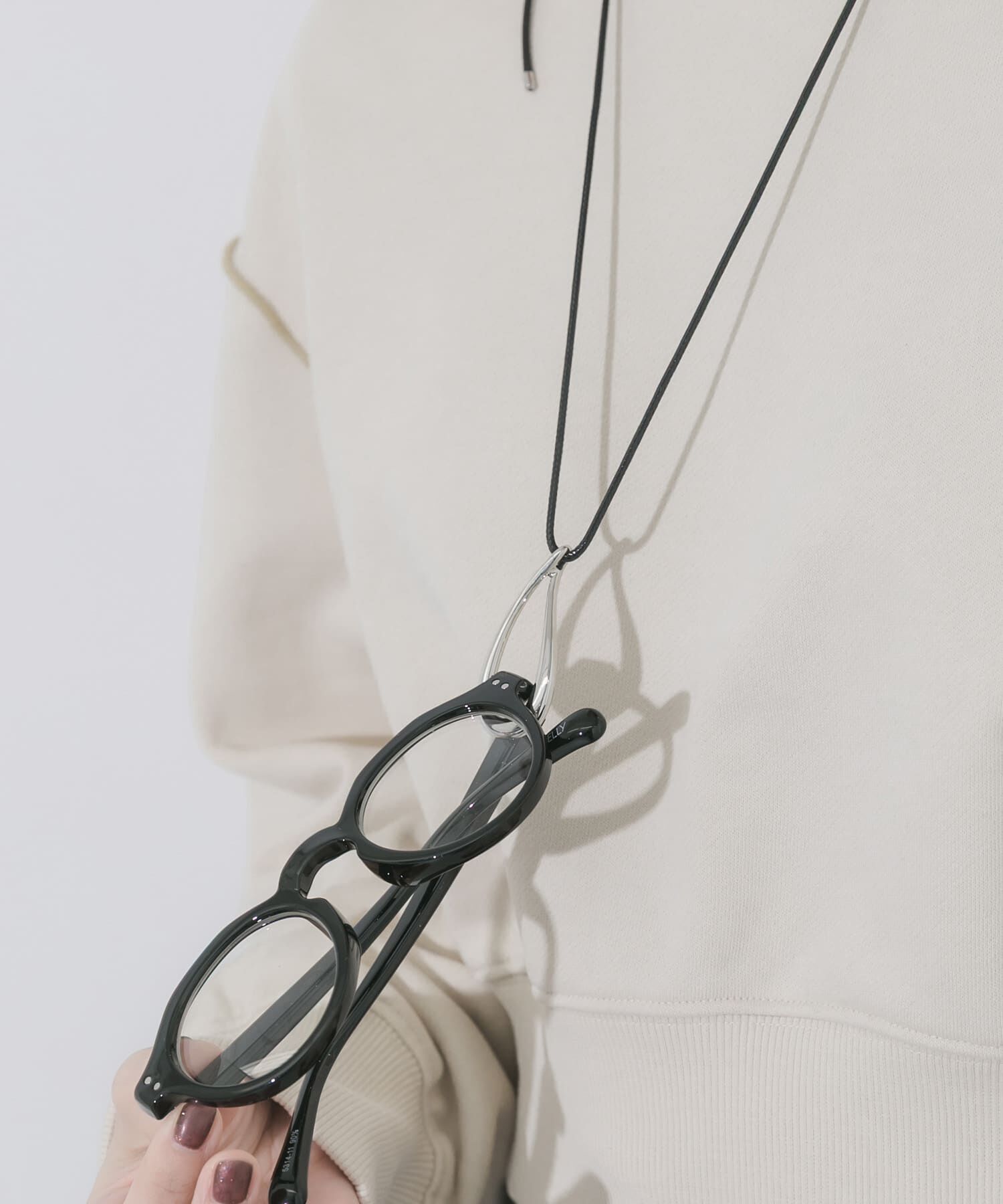 SMELLY「ニュアンスメタルメガネホルダー」|メガネ|