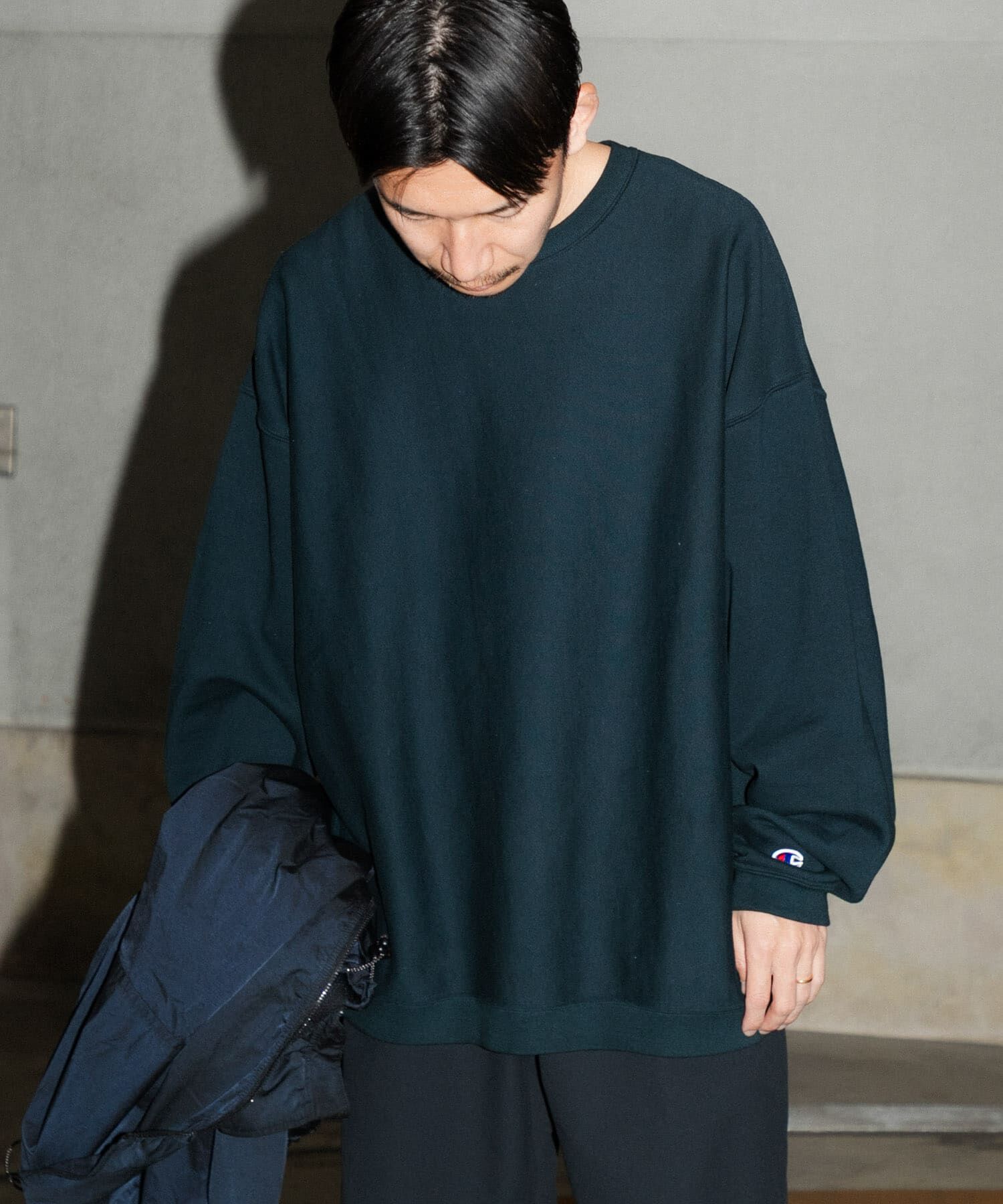 URBAN RESEARCH「『別注』Champion&times;Wide Dad　RW DAD SWEAT CREW-NECK」|スウェット・ジャージ|