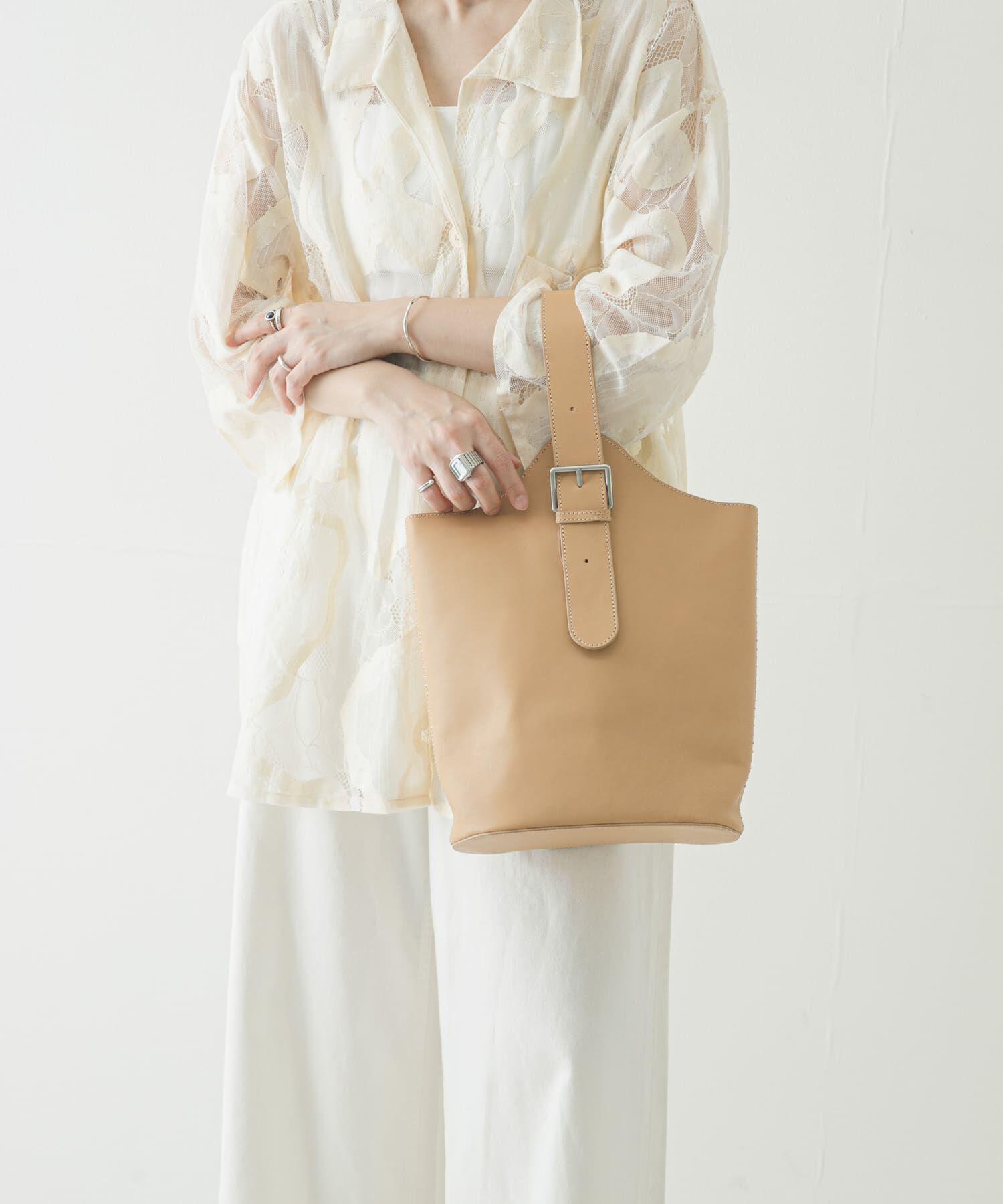 URBAN RESEARCH「『一部別注カラー』BAGMATI　レザーワンショルダーバッグ」|ハンドバッグ|