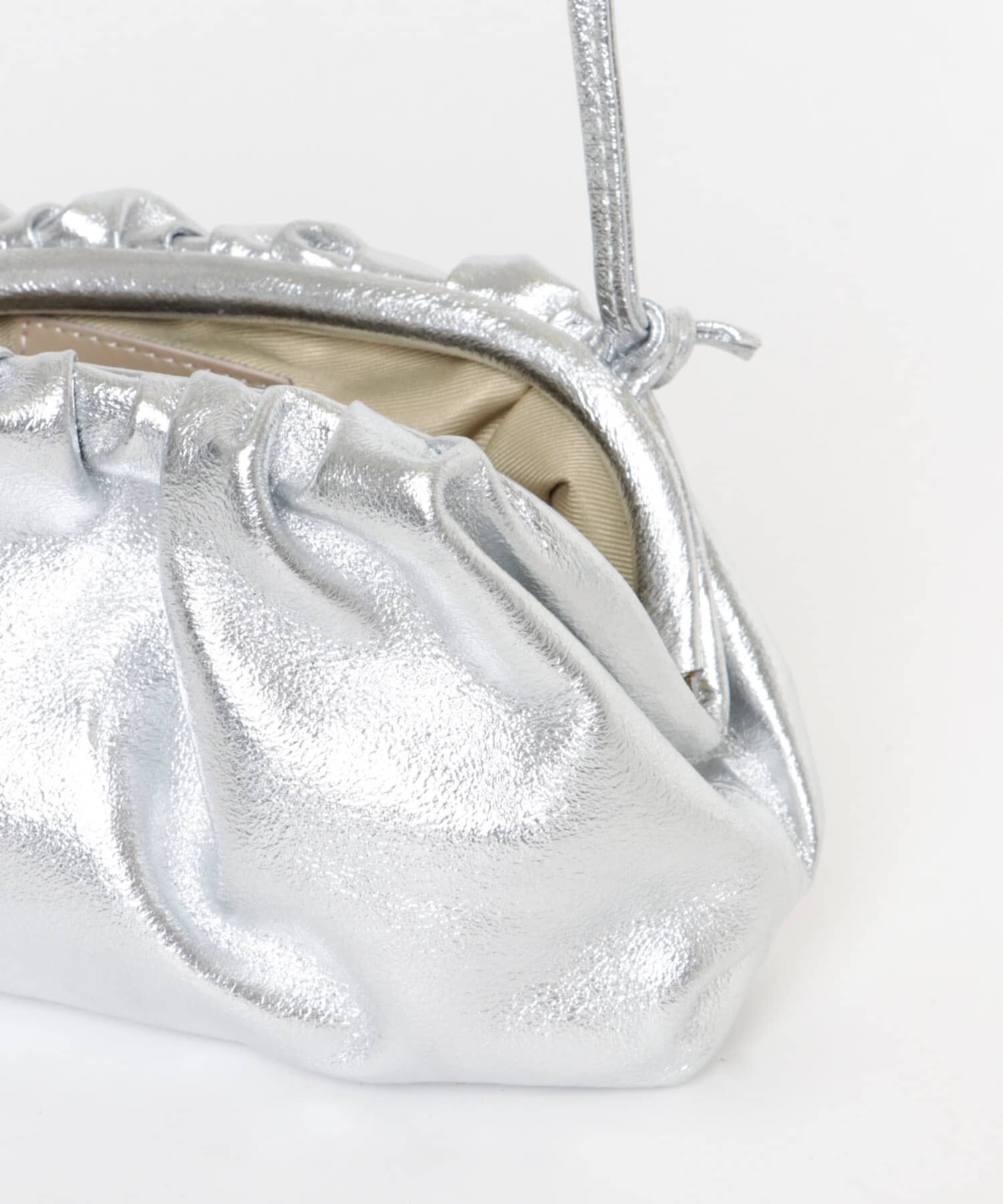 URBAN RESEARCH「レザーショルダーバッグ」|ショルダー・メッセンジャー|